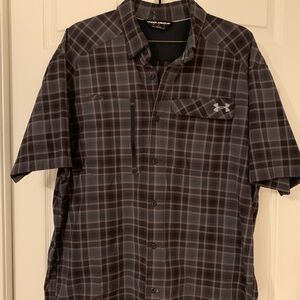 Under Armour Men's Black Plaid Fishing Vented Shirt